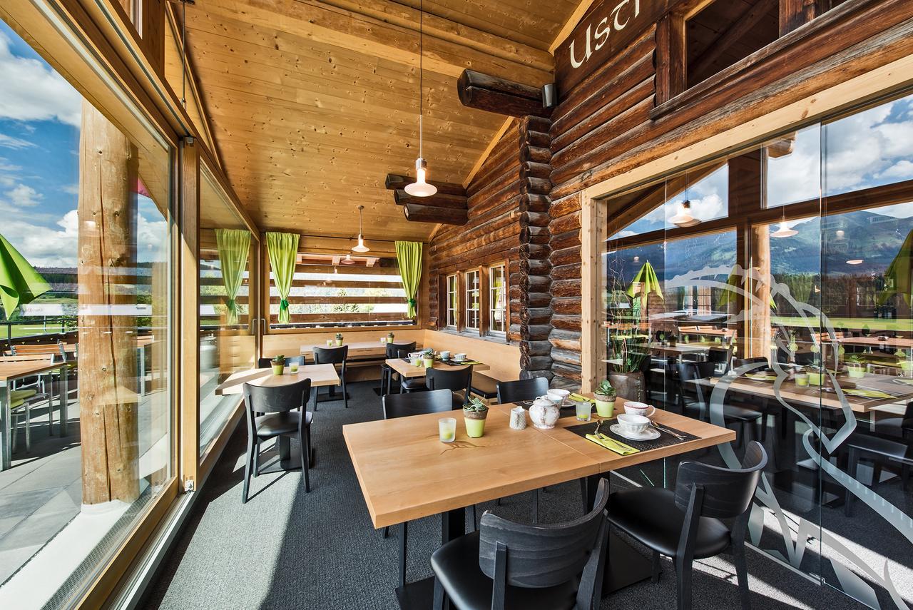 Hotel Ustria Parlatsch Trin Exteriör bild