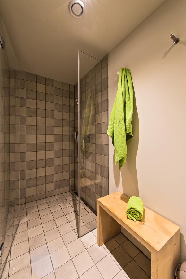 Hotel Ustria Parlatsch Trin Exteriör bild