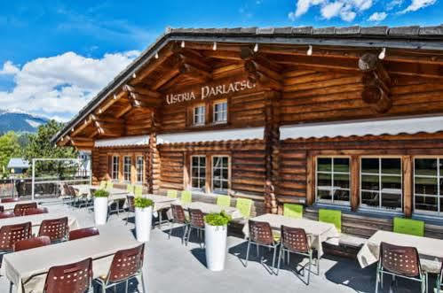 Hotel Ustria Parlatsch Trin Exteriör bild